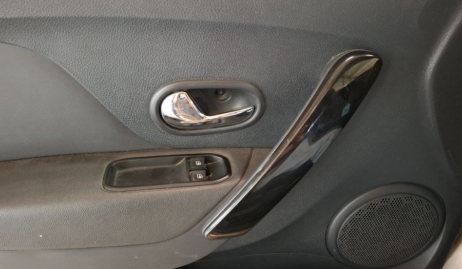 Renault Sandero Stepway 1.6 ZEN Hatchback 2022