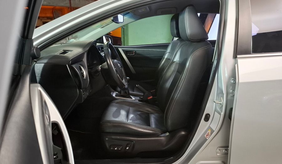 Toyota Corolla 1.8 SE-G Sedan 2018