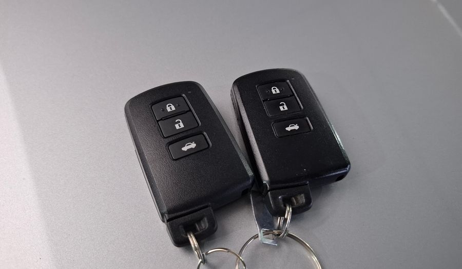 Toyota Corolla 1.8 SE-G Sedan 2018