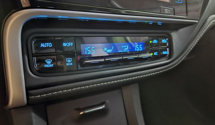 Toyota Corolla 1.8 SE-G Sedan 2018