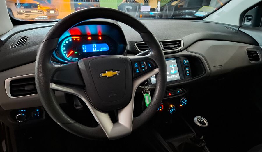 Chevrolet Onix 1.4 LT Hatchback 2017