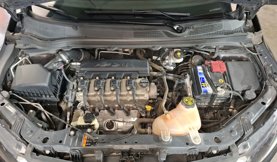 Chevrolet Onix 1.4 LT Hatchback 2017