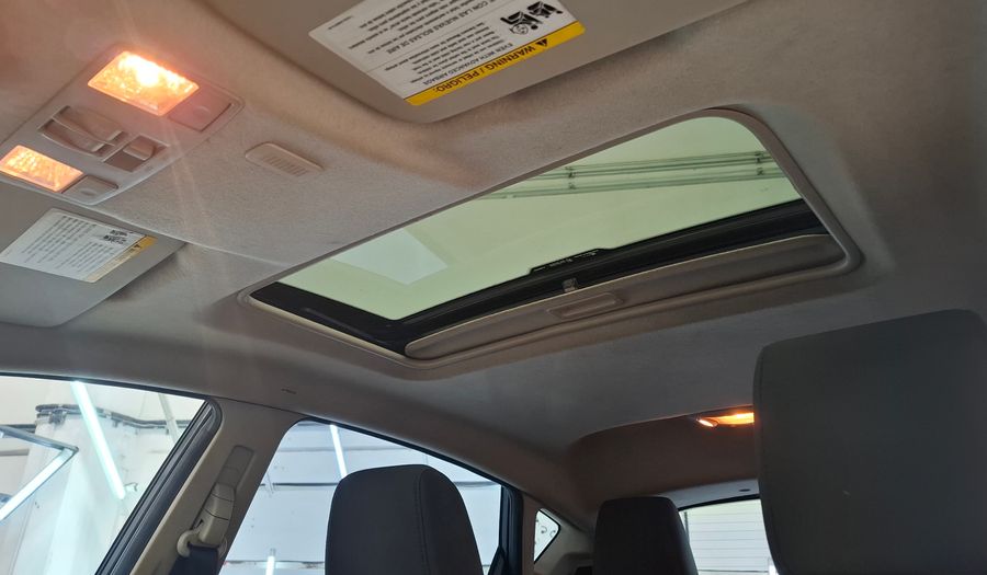 Ford Fiesta Kinetic Design 1.6 16V TITANIUM Hatchback 2011