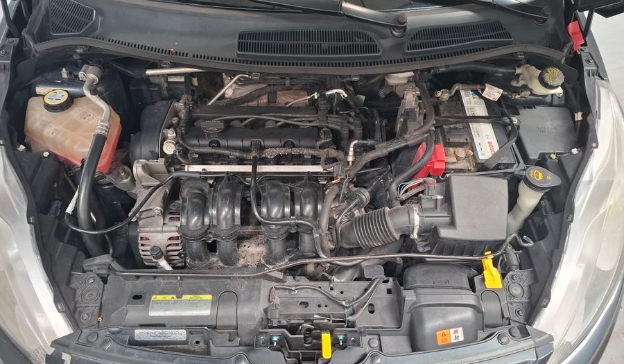 Ford Fiesta Kinetic Design 1.6 16V TITANIUM Hatchback 2011