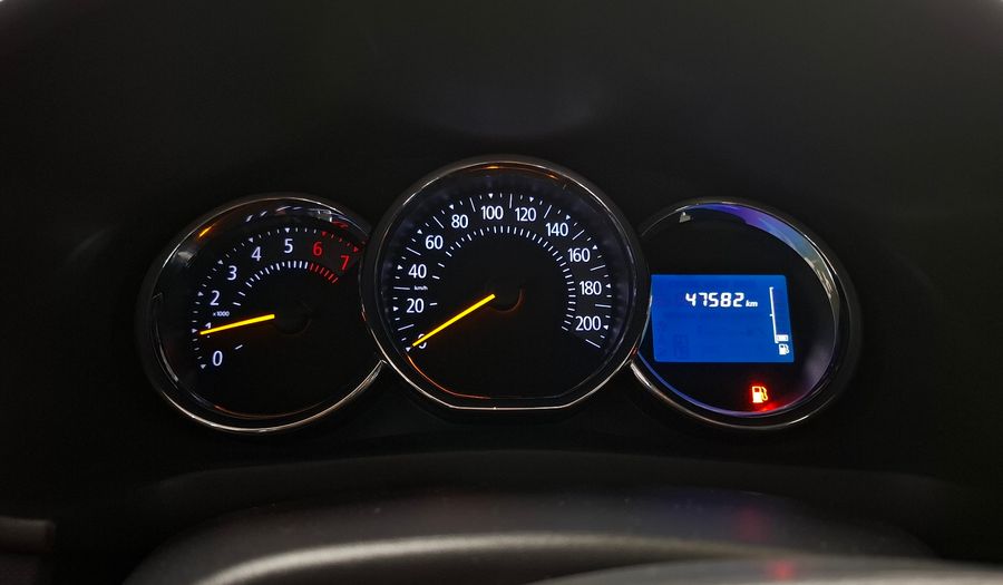 Renault Sandero 1.6 PRIVILEGE Hatchback 2017