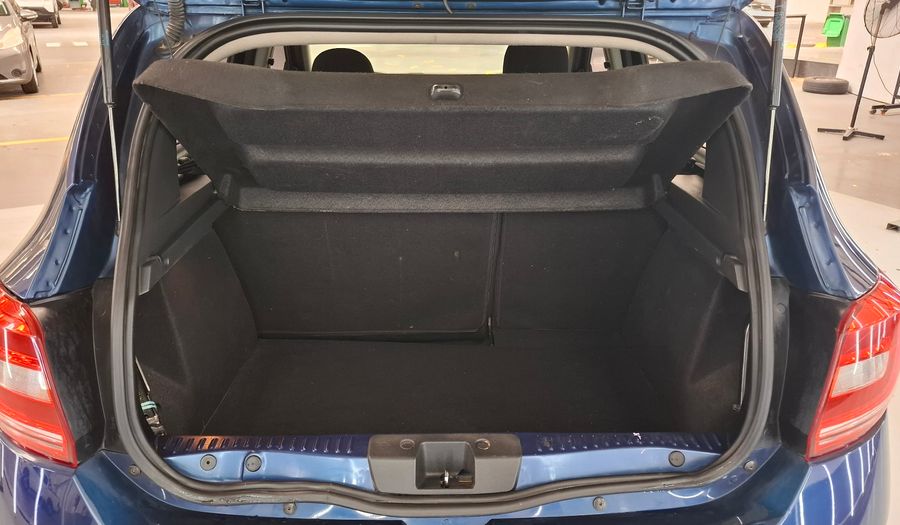 Renault Sandero 1.6 PRIVILEGE Hatchback 2017