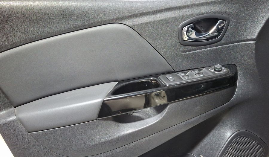 Renault Captur 2.0 ICONIC AUTO Hatchback 2018