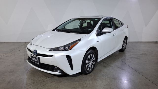 Toyota • Prius
