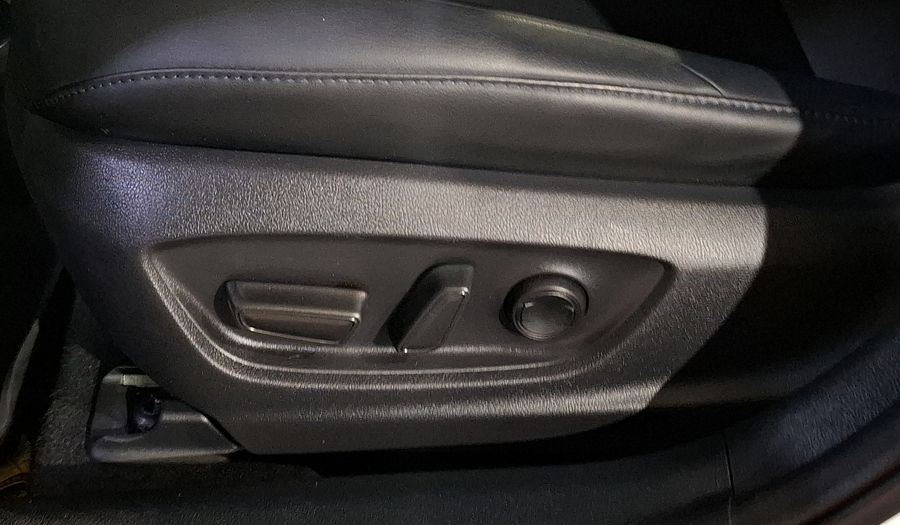 Toyota Prius 1.8 HEV PREMIUM AUTO Hatchback 2022