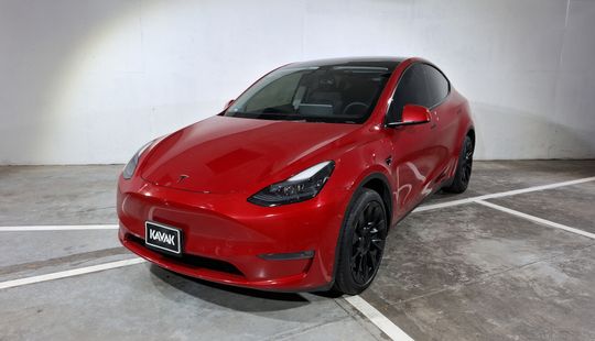 Tesla • Model Y