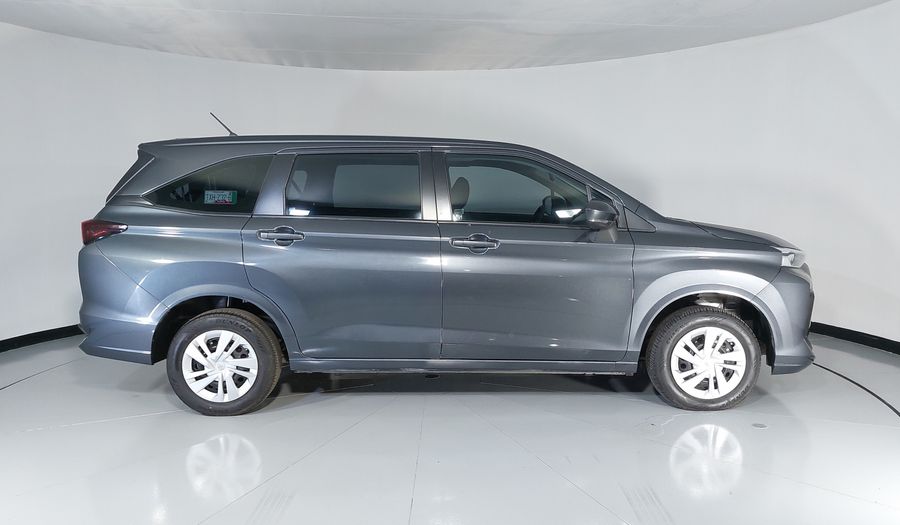 Toyota Avanza 1.5 LE Minivan 2024