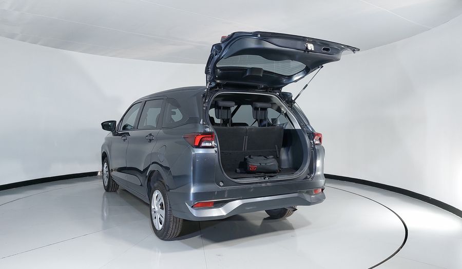 Toyota Avanza 1.5 LE Minivan 2024