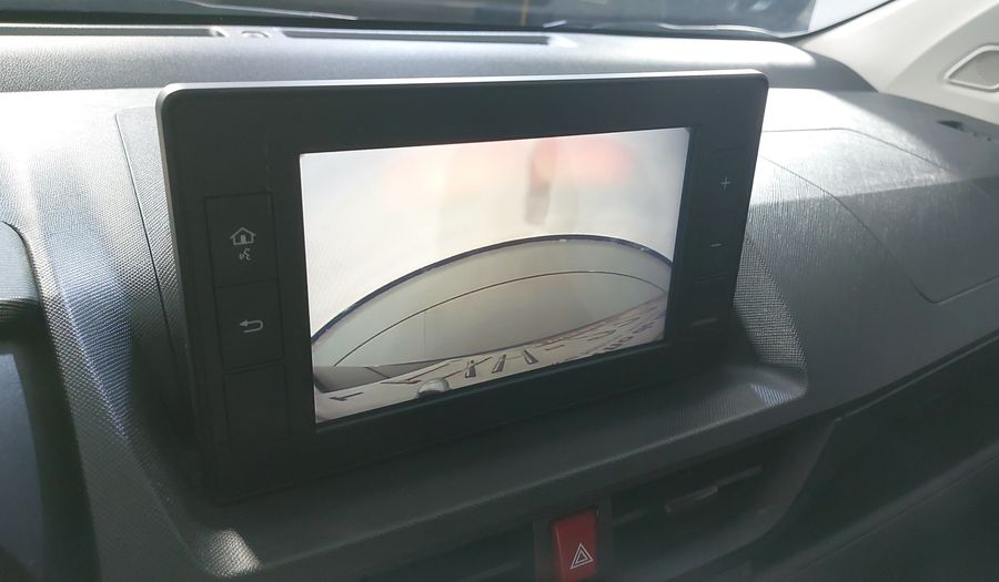 Toyota Avanza 1.5 LE Minivan 2024