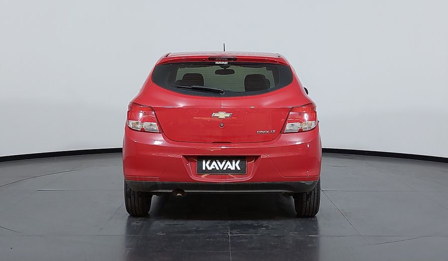 Chevrolet Onix 1.0 SPE/4 LT Hatchback 2014