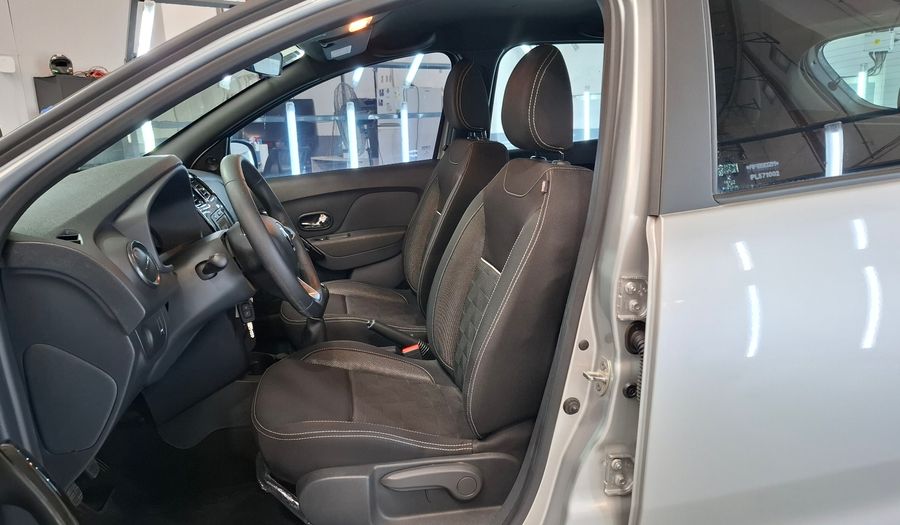 Renault Sandero 1.6 ZEN Hatchback 2023