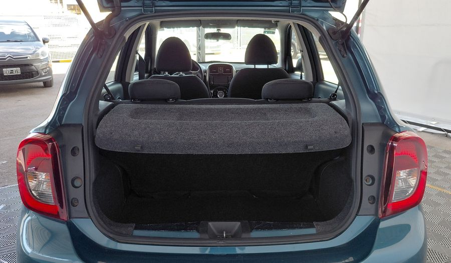 Nissan March 1.6 ADVANCE MEDIA-TECH AUTO Hatchback 2017