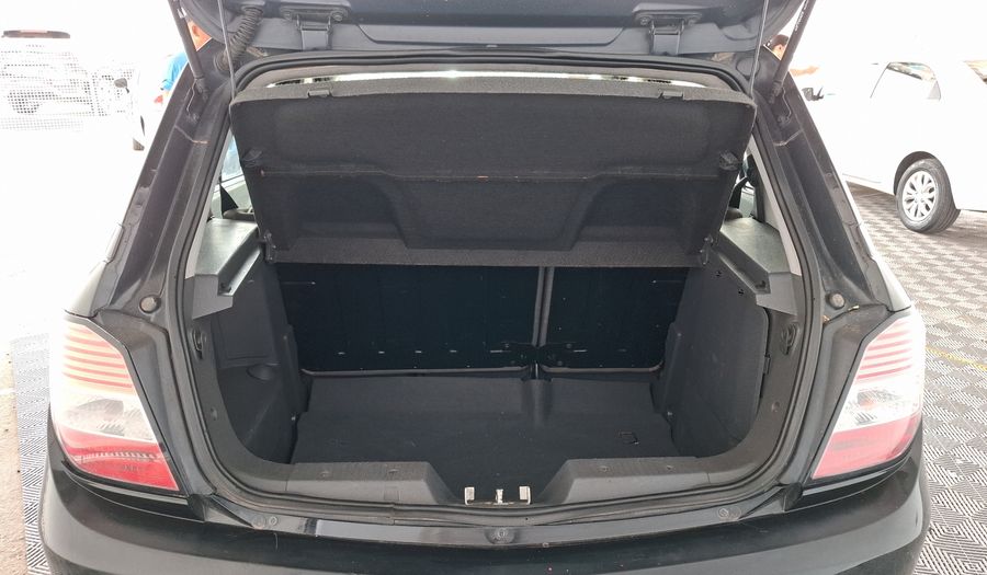 Chevrolet Agile 1.4 8V LT Hatchback 2012
