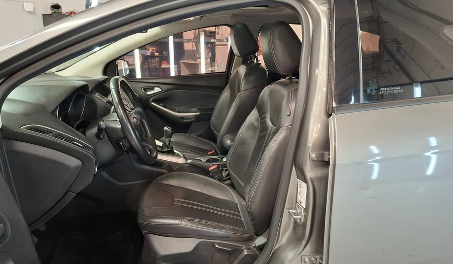 Ford Focus Iii 2.0 SE PLUS Hatchback 2014