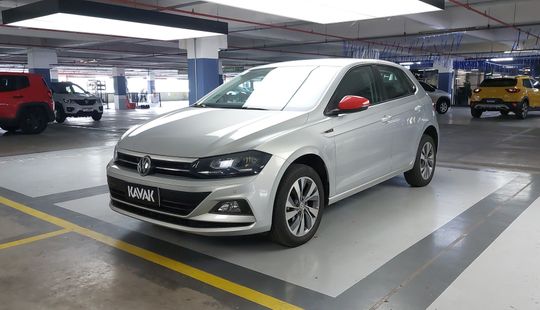 Volkswagen • Polo