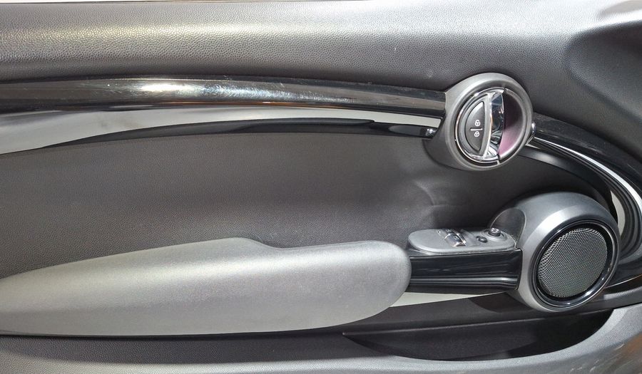 Mini Cooper 1.5 COOPER CHILI AUTO Hatchback 2018