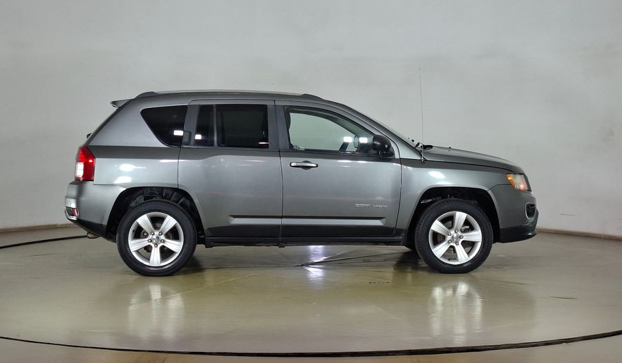 Jeep Compass 2.4 SPORT AUTO Suv 2013