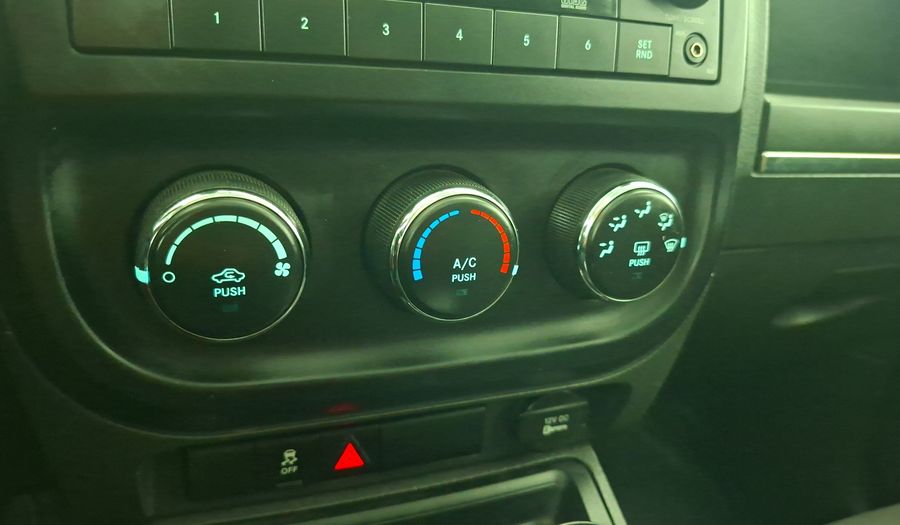 Jeep Compass 2.4 SPORT AUTO Suv 2013