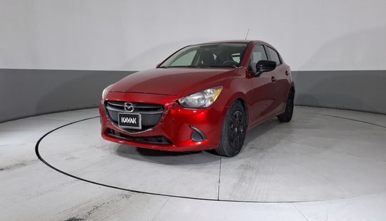Mazda • Mazda 2