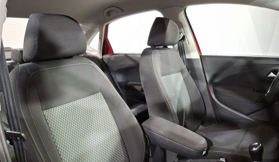 Volkswagen Vento 1.6 HIGHLINE STD. Sedan 2018