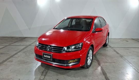Volkswagen • Vento
