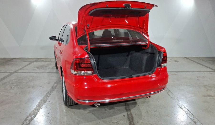 Volkswagen Vento 1.6 HIGHLINE STD. Sedan 2018