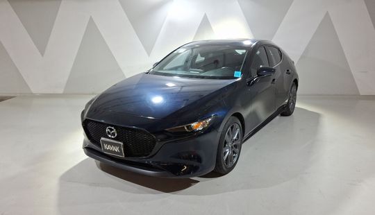 Mazda • Mazda 3