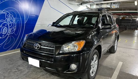 Toyota • RAV4