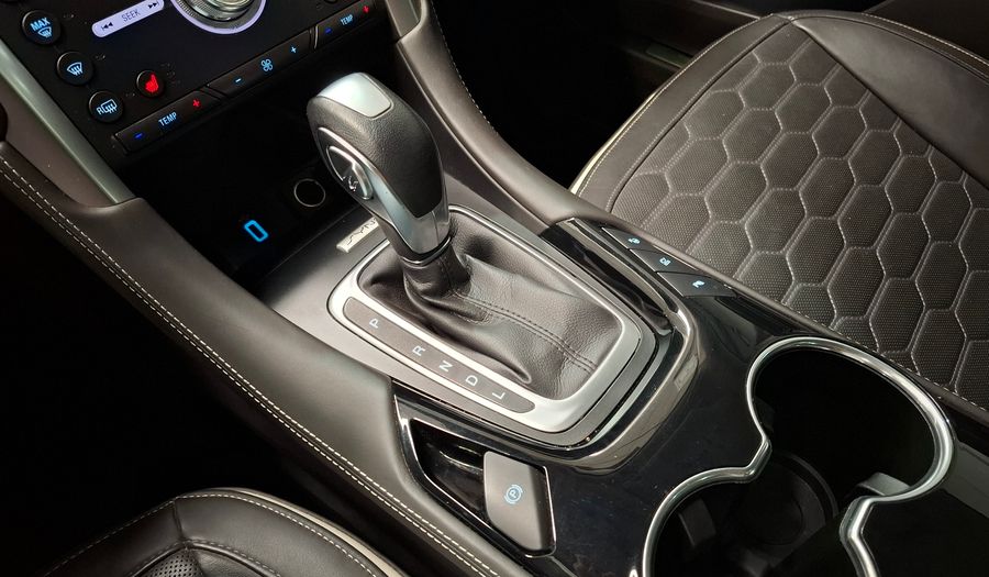 Ford Mondeo 2.0 VIGNALE HYBRID AUTO Sedan 2020