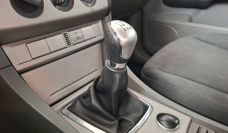 Ford Focus Ii 1.6 TREND Hatchback 2011