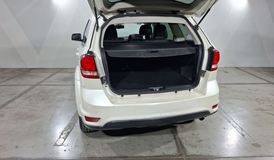 Dodge Journey 2.4 SXT+ 5 PASAJEROS Suv 2015