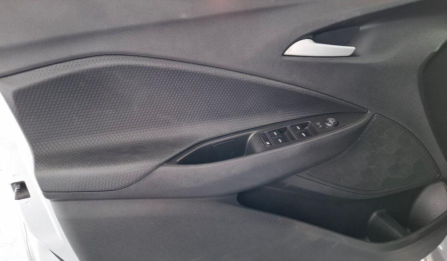 Chevrolet Onix 1.2 LT TECH ONSTAR Hatchback 2020