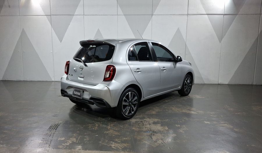 Nissan March 1.6 EXCLUSIVE Hatchback 2022