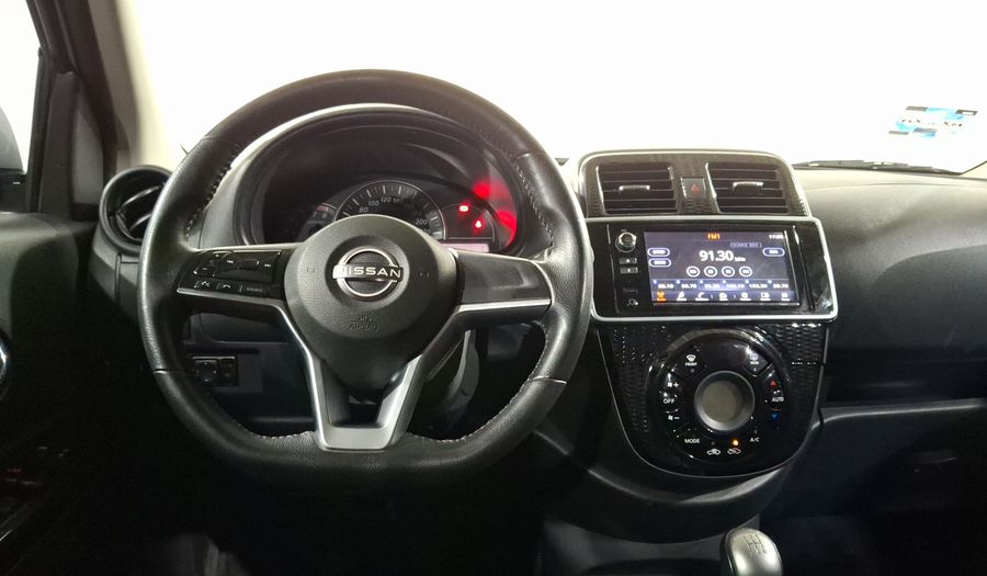 Nissan March 1.6 EXCLUSIVE Hatchback 2022