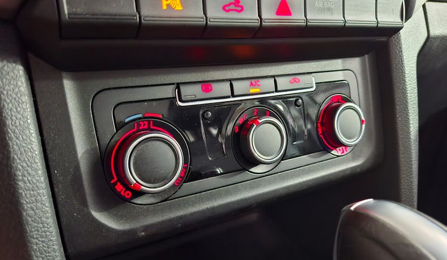 Volkswagen Amarok 2.0 180CV COMFORTLINE 4X2 AUTO MY24 Pickup 2023