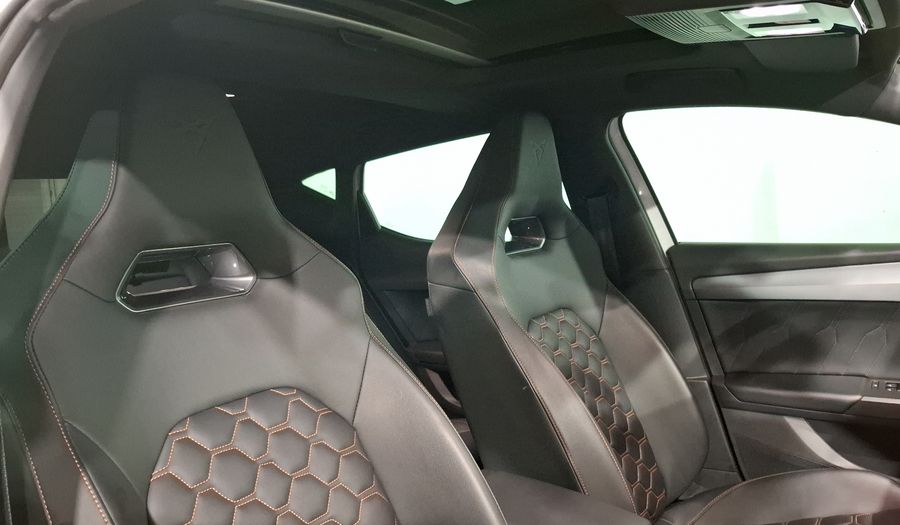 Cupra Leon 2.0 300HP DCT Hatchback 2024