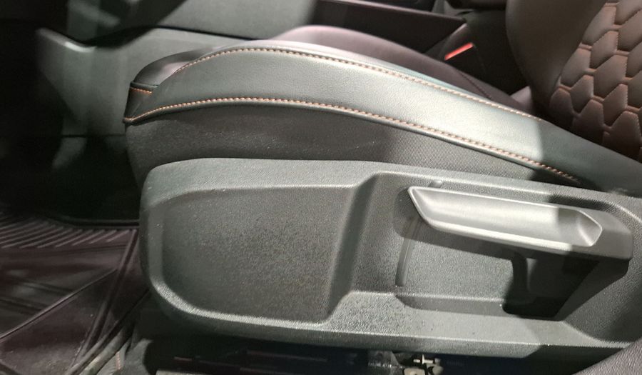 Cupra Leon 2.0 300HP DCT Hatchback 2024