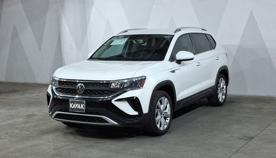 Volkswagen • Taos