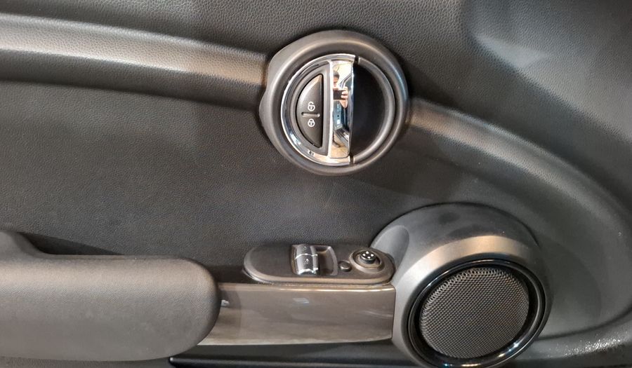 Mini Cooper 1.5 COOPER SALT Hatchback 2021