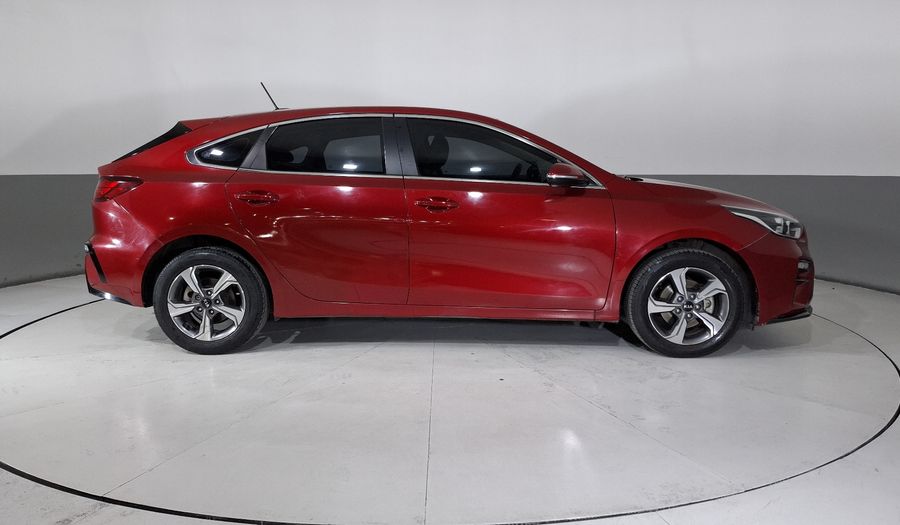 Kia Forte 2.0 EX IVT Hatchback 2020