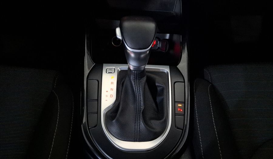 Kia Forte 2.0 EX IVT Hatchback 2020