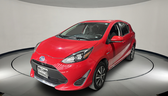 Toyota • Prius C