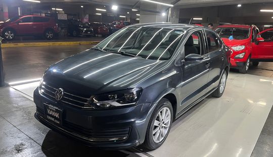 Volkswagen • Vento