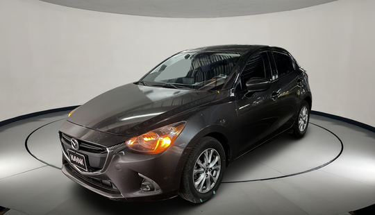 Mazda • Mazda 2