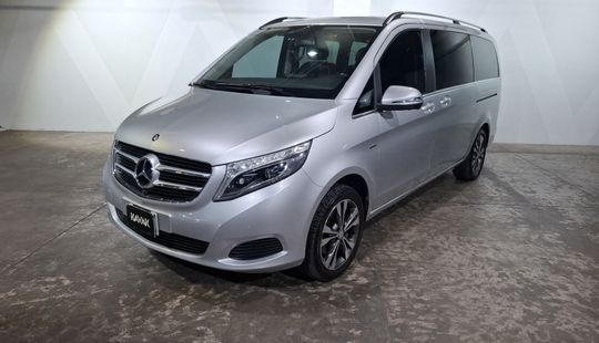 Mercedes Benz • Clase V