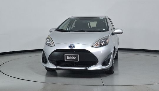Toyota • Prius C
